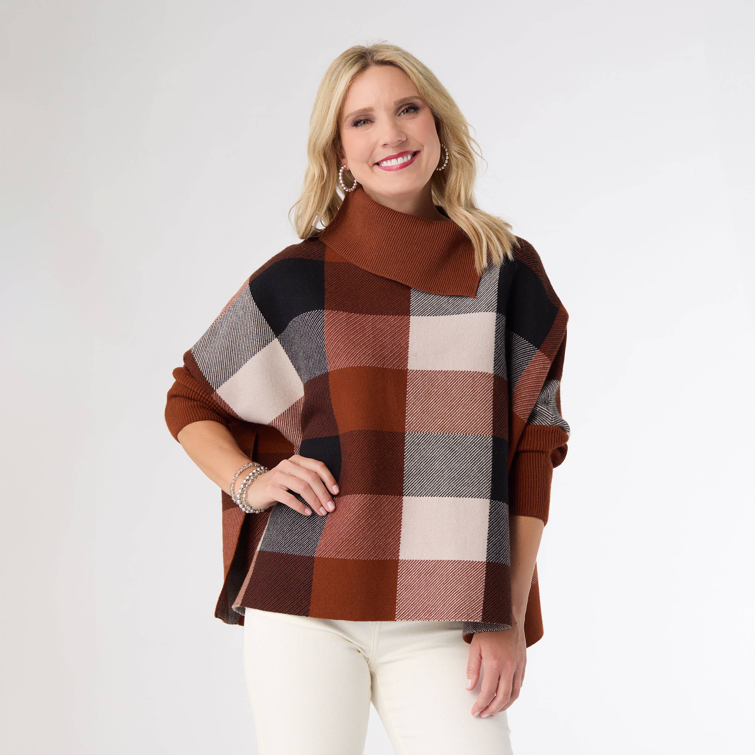 COCO + CARMEN - Wholesale Poncho - Women's - Loren Colorblock Poncho5