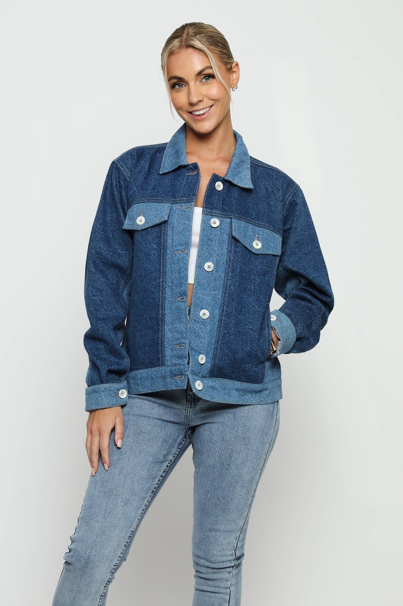 JMOJO UK Limited – wholesale Denim jacket – Women's – Stone Oversized Denim Jacket – Mid Blue2
