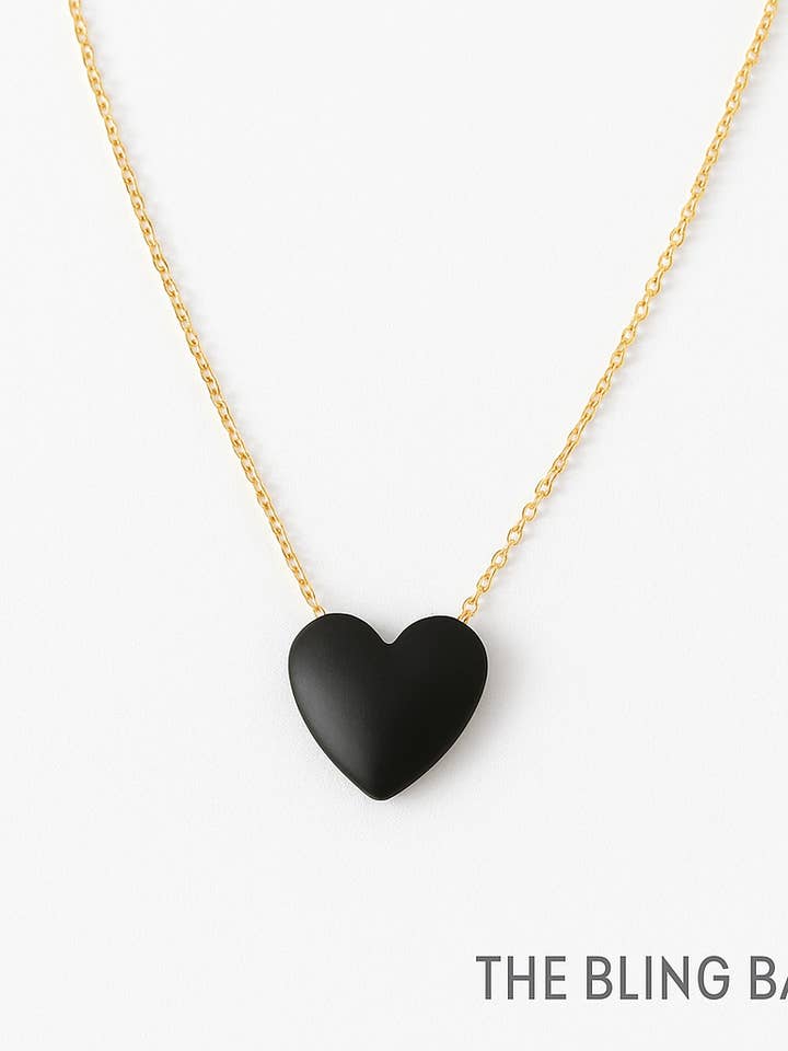 Collier Midnight Heart pour la vente par The Bling Barn