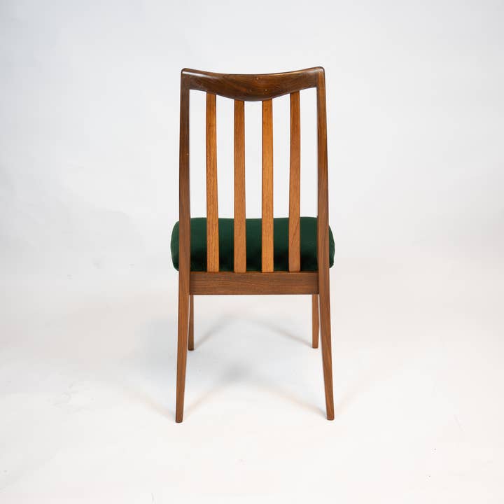 Sustainable & Salvaged - Wholesale Stoel - G-plan Velvet eetkamerstoel uit het midden8