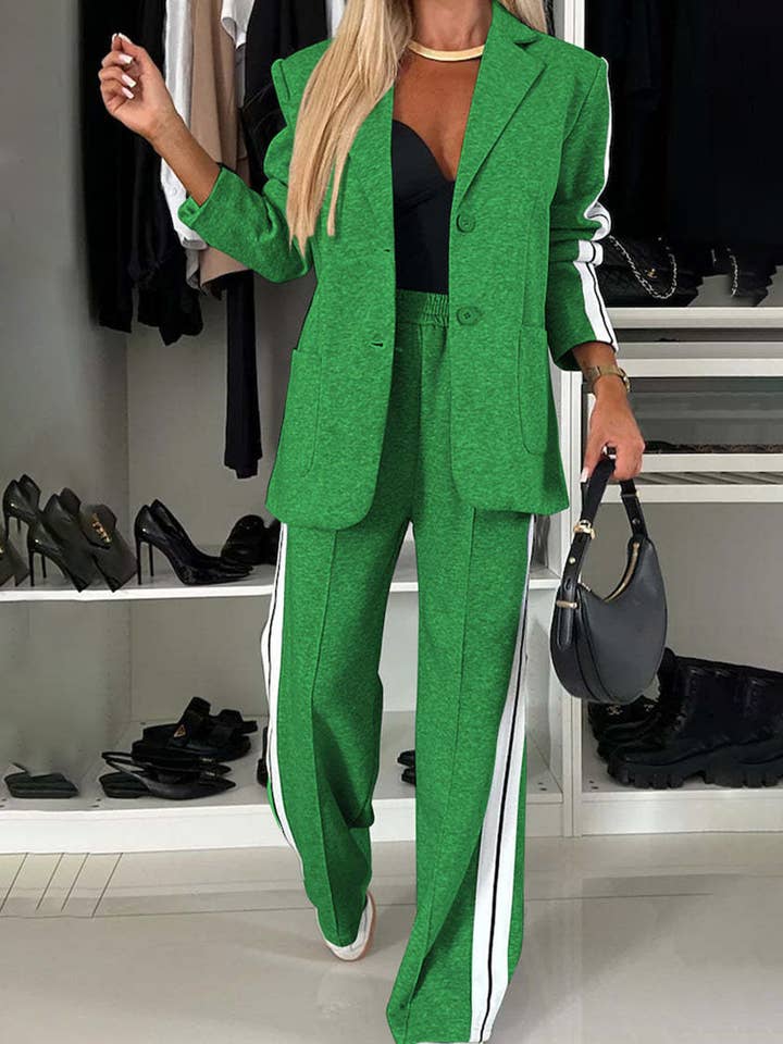 Set aus Oberteil und Hose mit kontrastierendem Reverskragen in voller Größe für den Großhandel von ClassiQ