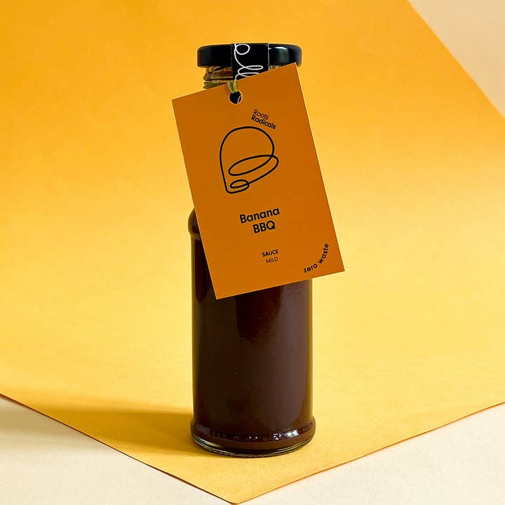 Bananen-BBQ-Sauce - NEUES ETIKETT mit EAN + Zutaten in DE/EN für den Großhandel von Roots Radicals