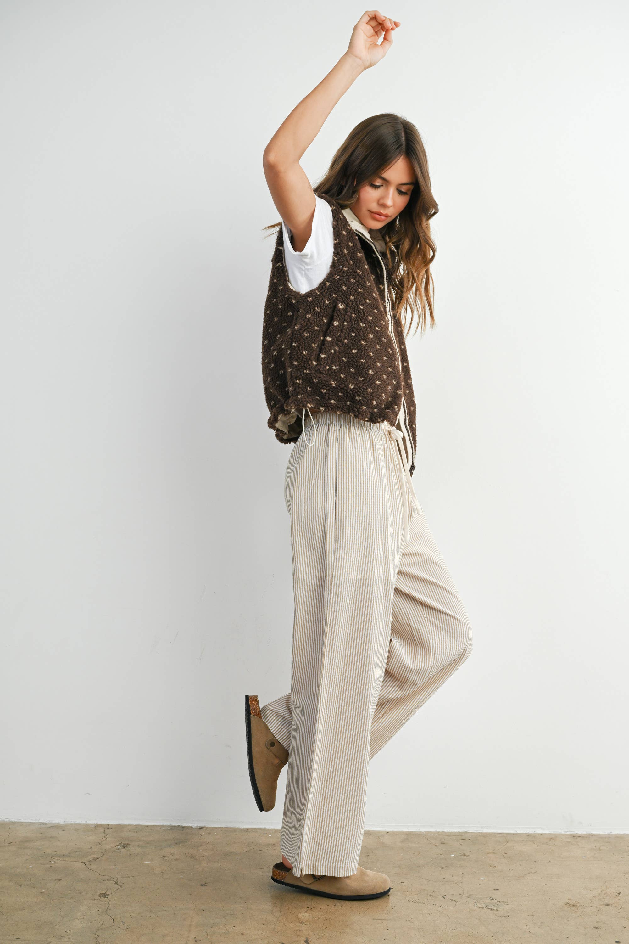 BUTTERMELON - Wholesale Jacket - Women's - Floral Fleece Sleeveless Vest - BMJ78491