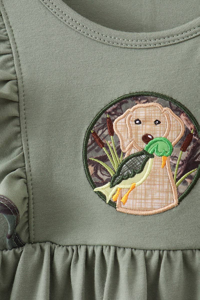 Mom & Co. – wholesale Topp- och byxset – Barn – Kamouflage hundjakt applikation volangbyxor set1