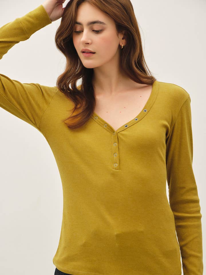 RIBBED COTTON HENLEY SNAP BUTTON NECK BASIC TOP for wholesale by Be Cool