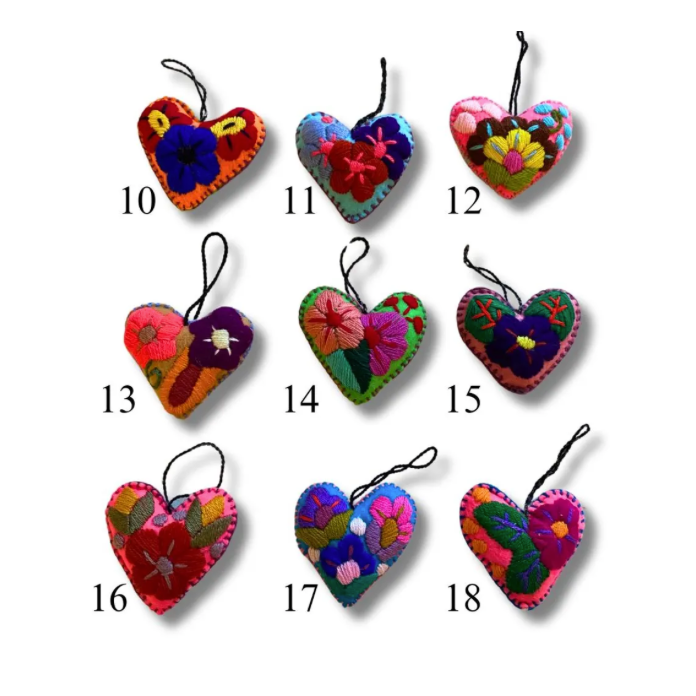 Lumily - Wholesale Retailer Sample - Home Decor - Corazon Heart Embroidered EverydayLove Day Gift - Mexico7