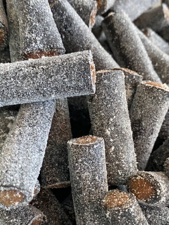 Salty Licorice Salmiak Stick (Häxvrål) 1 Ib for wholesale by Nantasket Sweets By Swedes