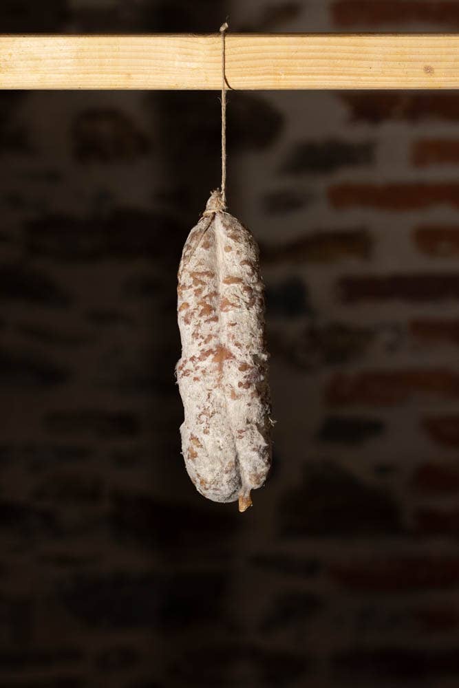 Maison Duculty - Wholesale Salami - Old-fashioned artisanal dried sausage1