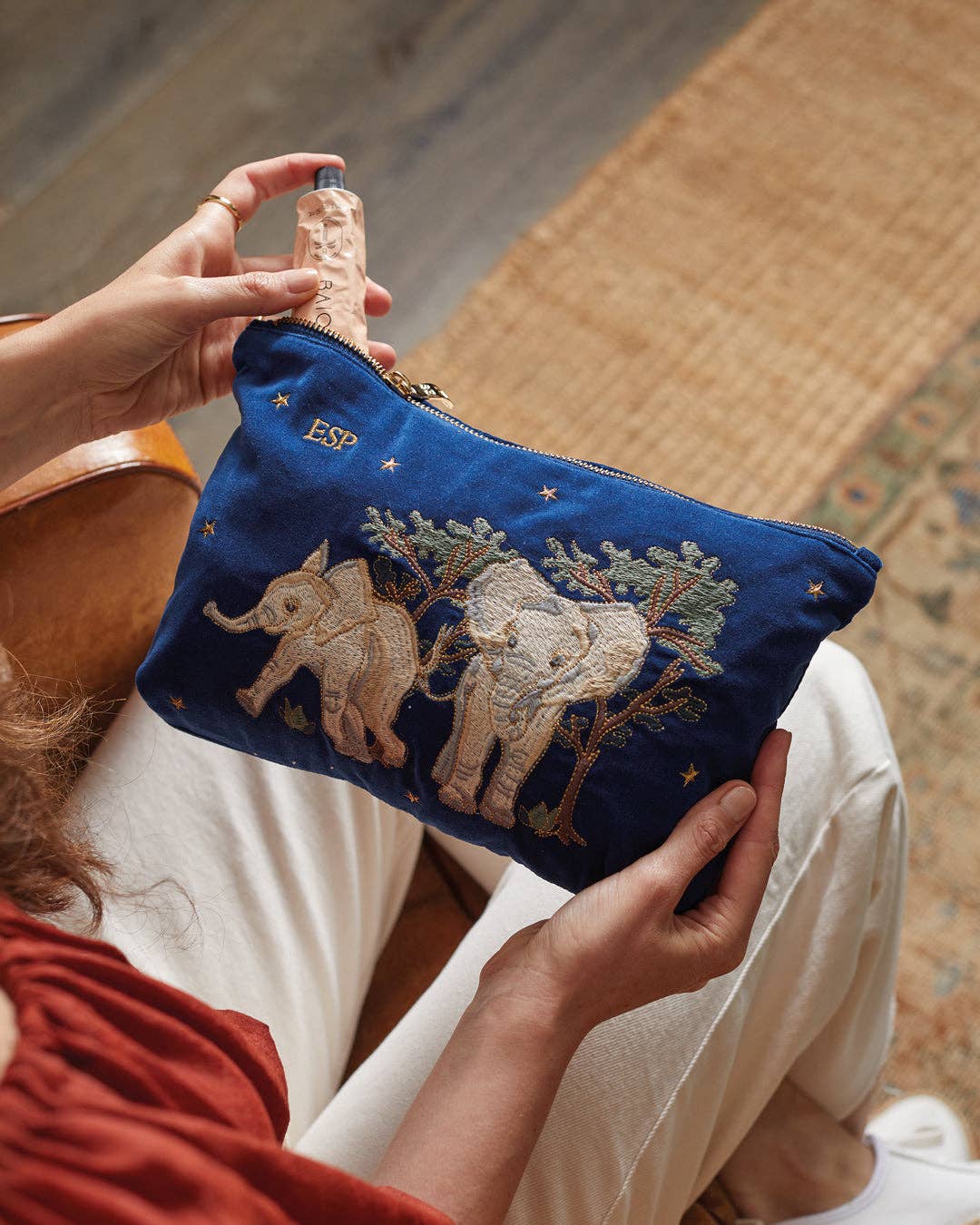 Elizabeth Scarlett Ltd – wholesale Pouch – Women’s – Orphaned Elephants Conservation Collection Everyday Pouch6