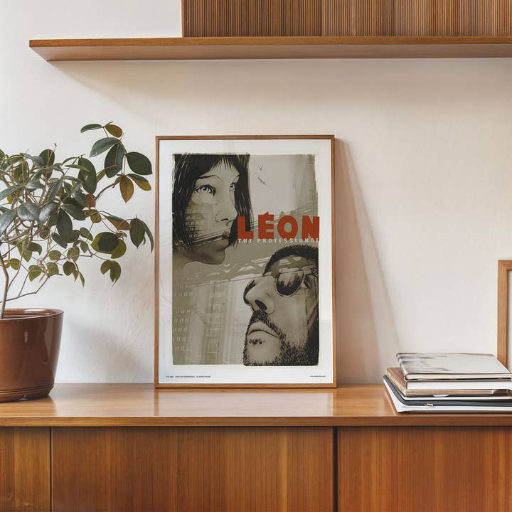On The Wall Art Ltd – wholesale Art print – Leon the professional Poster Art Print 30x40cm2