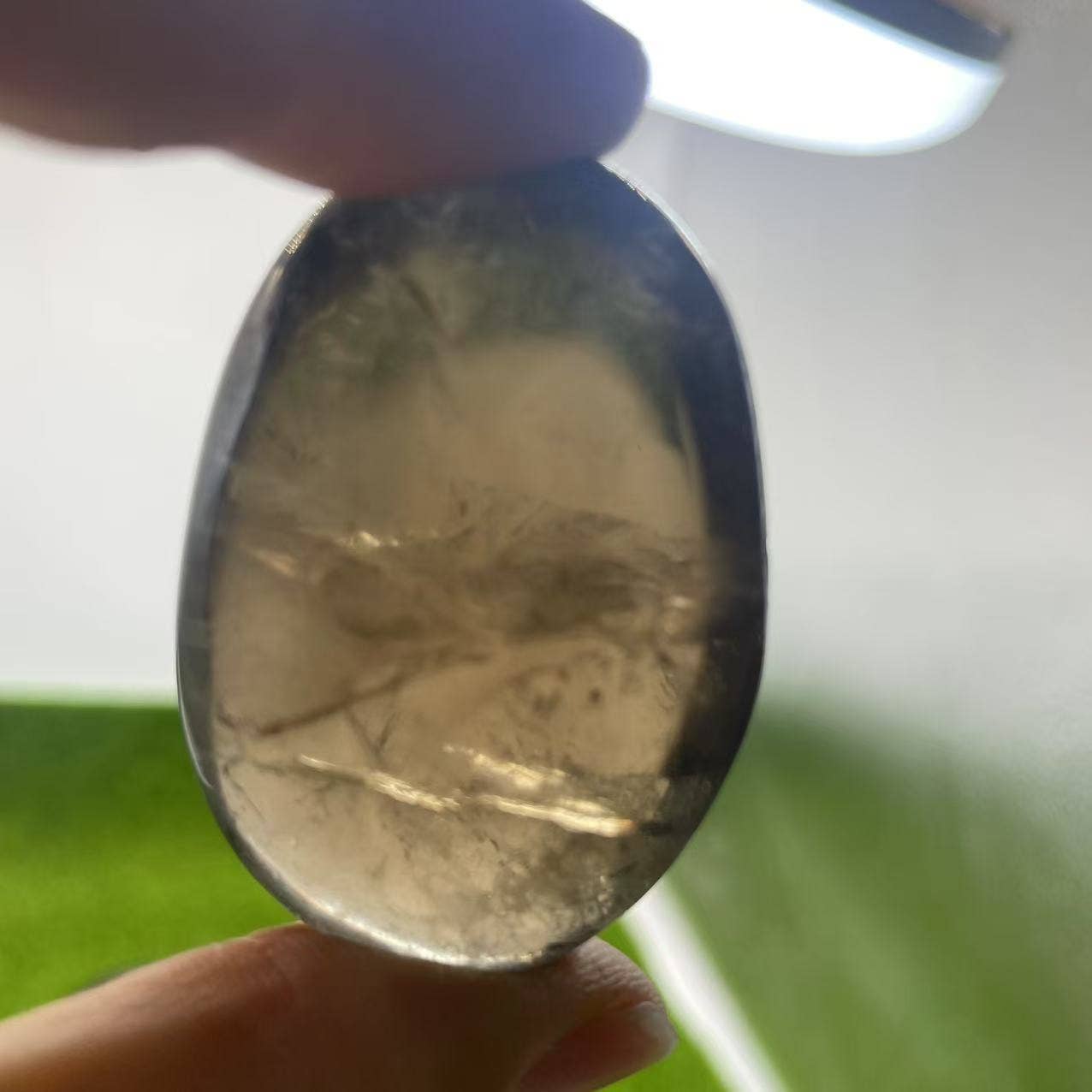 Crystal Deal· Wholesale Crystals & Gifts - Vente Pierre et cristal de spiritualité - Pierres de paume en quartz fumé (1,5-2,2") - 1 lb3