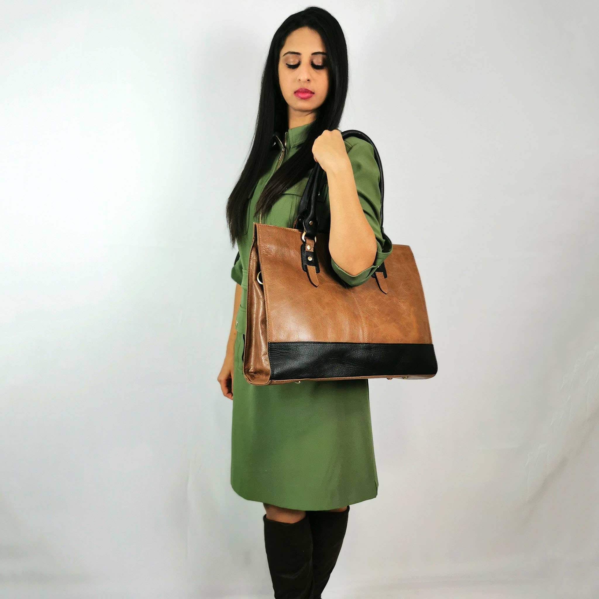 GoodHides Ltd. – wholesale Shoulder bag – women's – The Signature 17" Leather Laptop Bag, Copper2