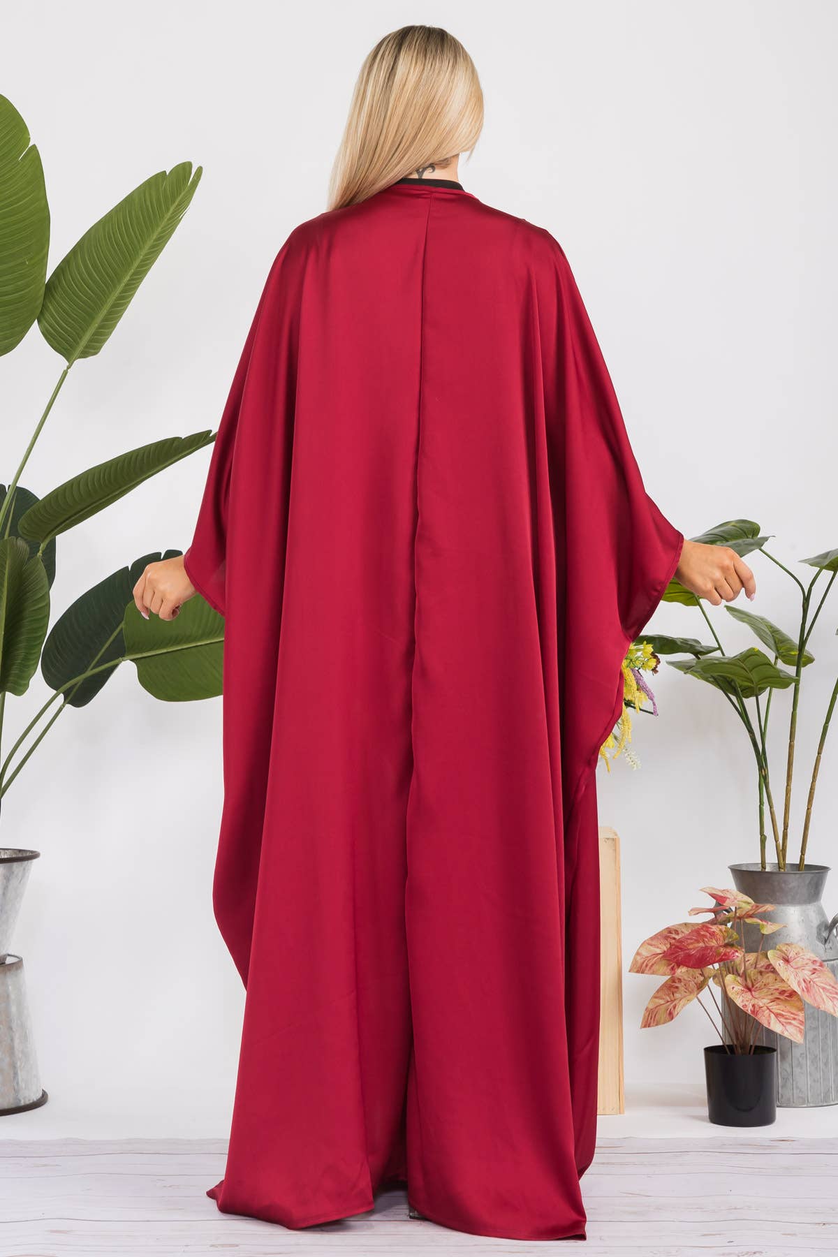 H&H Fashion Inc. - Wholesale Kimono - Women's - HH707D-R-SOLID - Open Front Duster5