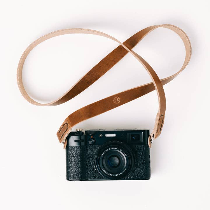 Minimal Camera Strap (Split Ring) for wholesale by Clever Supply