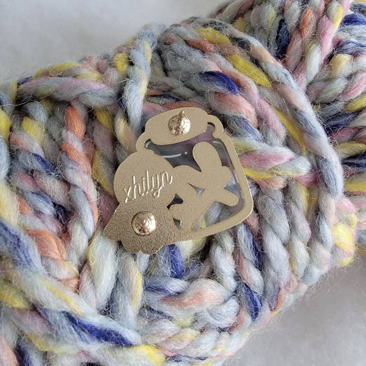 Xhilyn - Wholesale Lapel Pin/Button - Bikini Buds Pins9