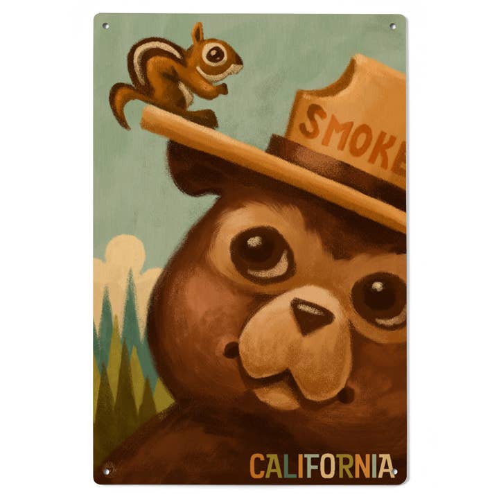 Arte su insegna in legno California, Orso Smokey e Scoiattolo per la vendita all'ingrosso da parte di Lantern Press