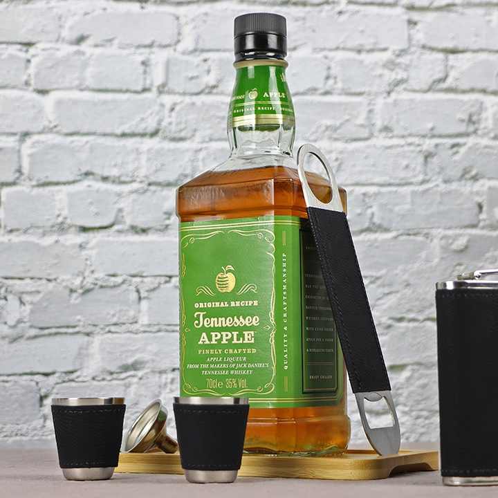 VIGOR – wholesale Plunta – VIGOR elegant julgåva - bärbart set med läderklädd stålflaska och tillbehör4