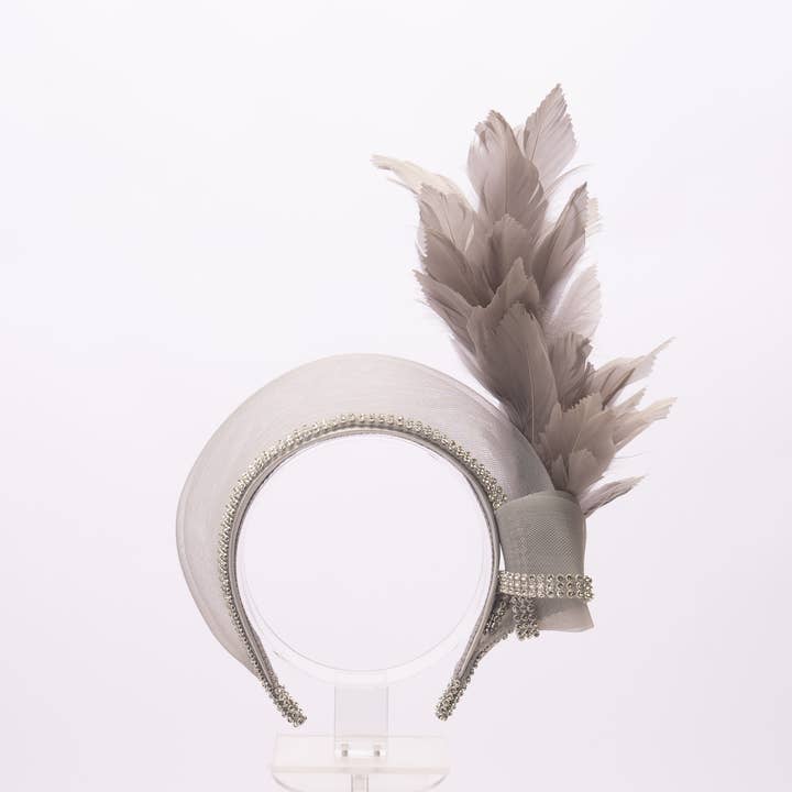 KaKyCo - Wholesale Fashion Headband - Women's - Feather, Rhinestone, Crinoline Embellished Headband | AJ849H2