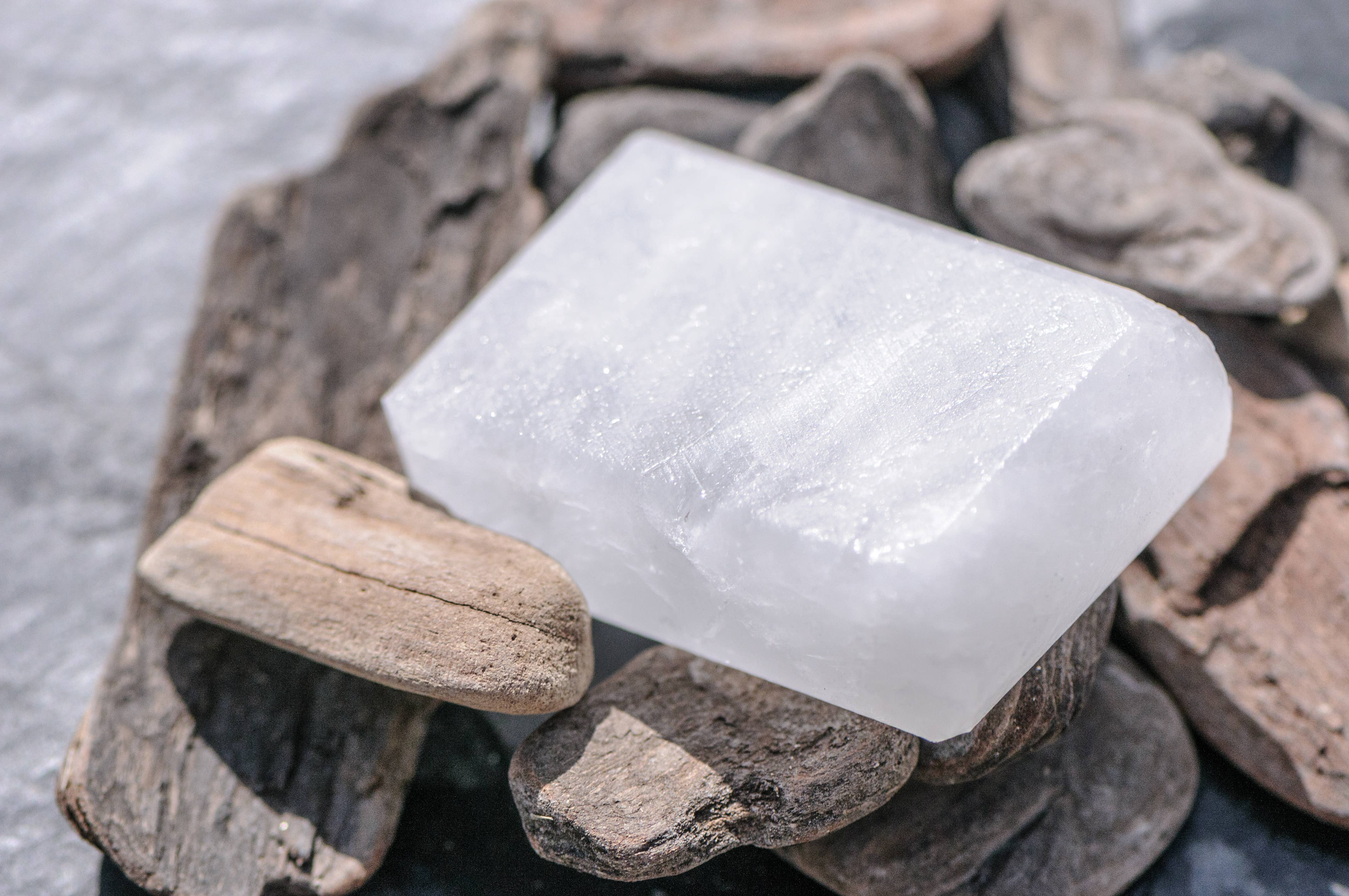 Feret Parfumeur - Distributed by Scents of Europe - Vente Déodorant – unisexe - Bloc Hyalin sans boîte - 3,52 oz1