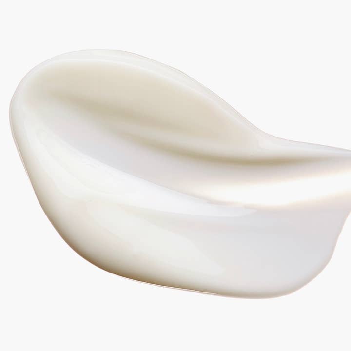 Herbal Manuka Honey Face Cleanser Sample (0.5 oz) for wholesale by LADIÔNE SKINCARE