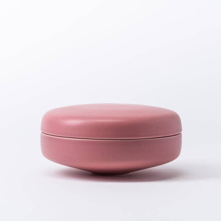 Alev Ebüzziyia Siesbye - Alev - bon 01 - large - old rose for wholesale by raawii