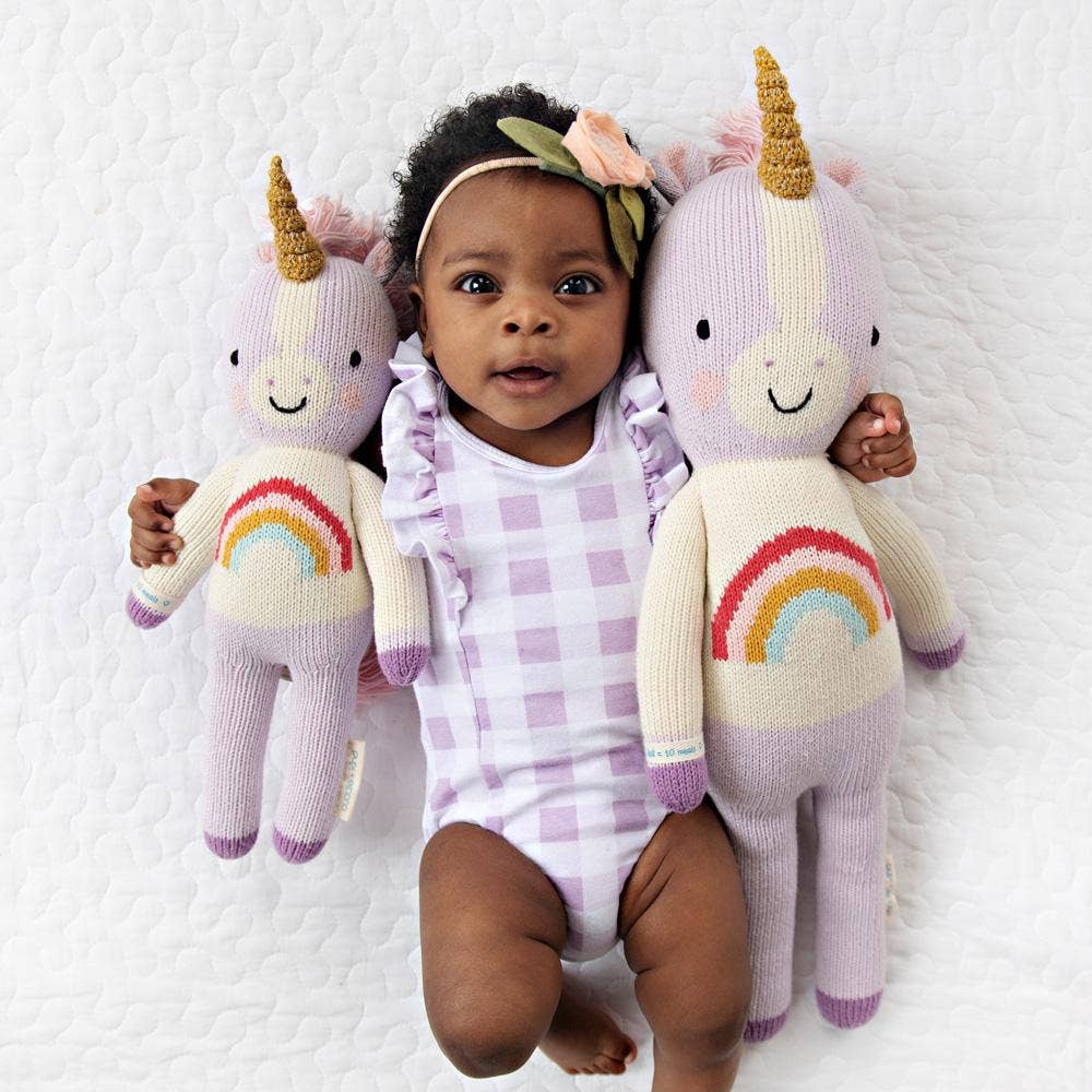 cuddle+kind - Wholesale Doll - Kids - Zoe the unicorn, gives 10 meals7
