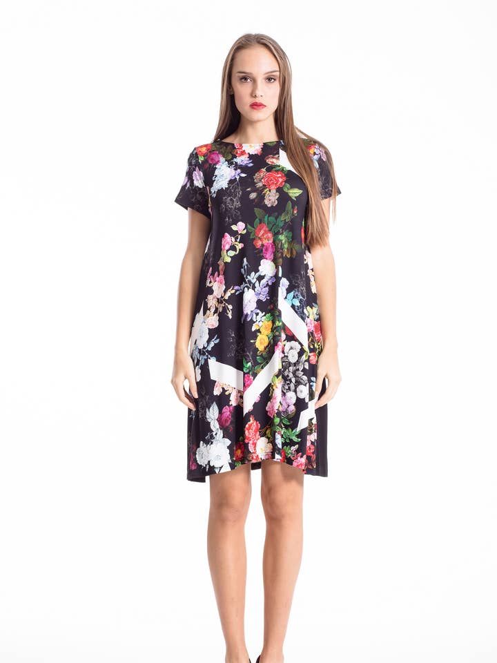 En linje blommig klänning för wholesale av conquista