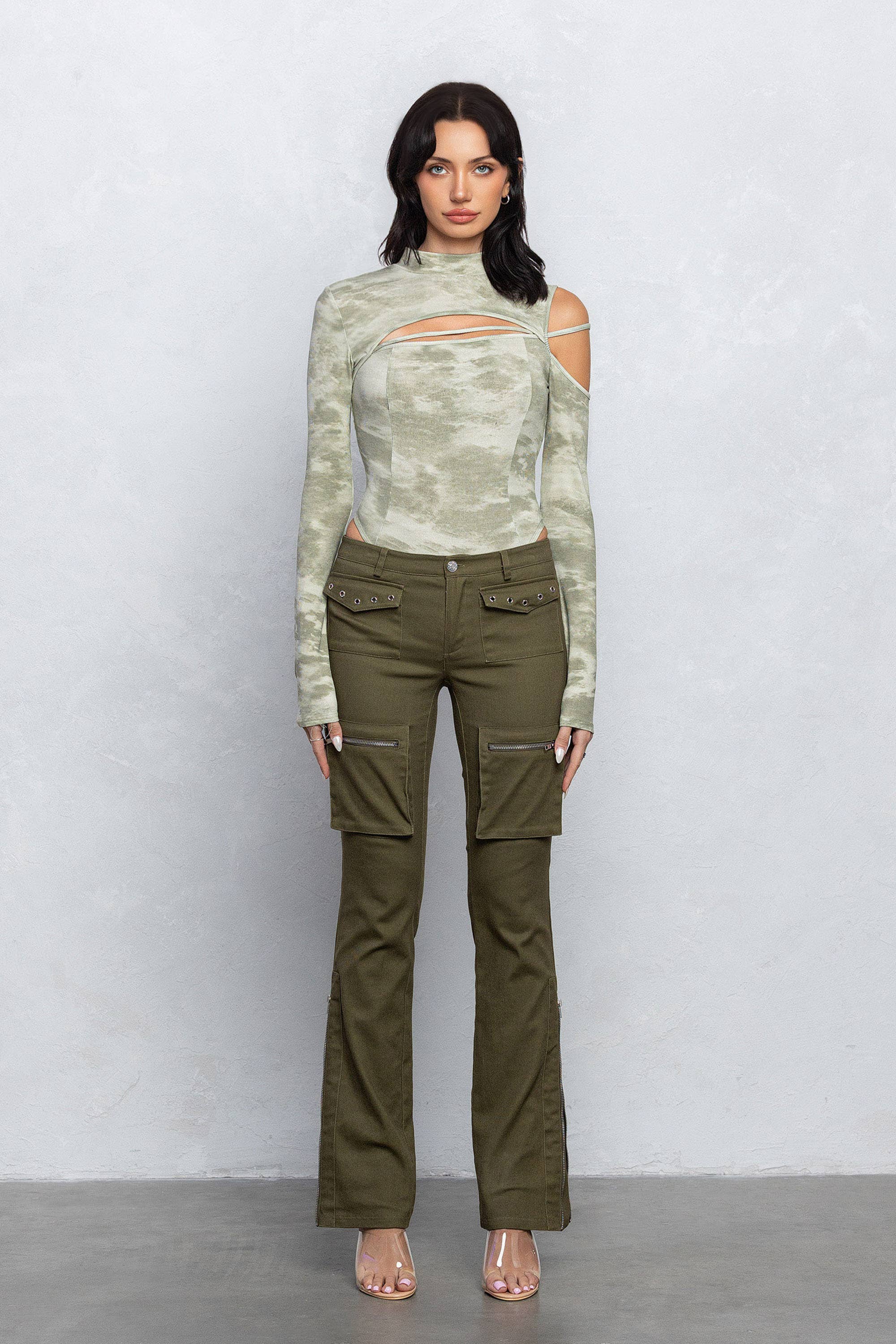 No Vacancy – wholesale Bodysuit – Women’s – Marble printed ribbed mock-neck bodysuit5