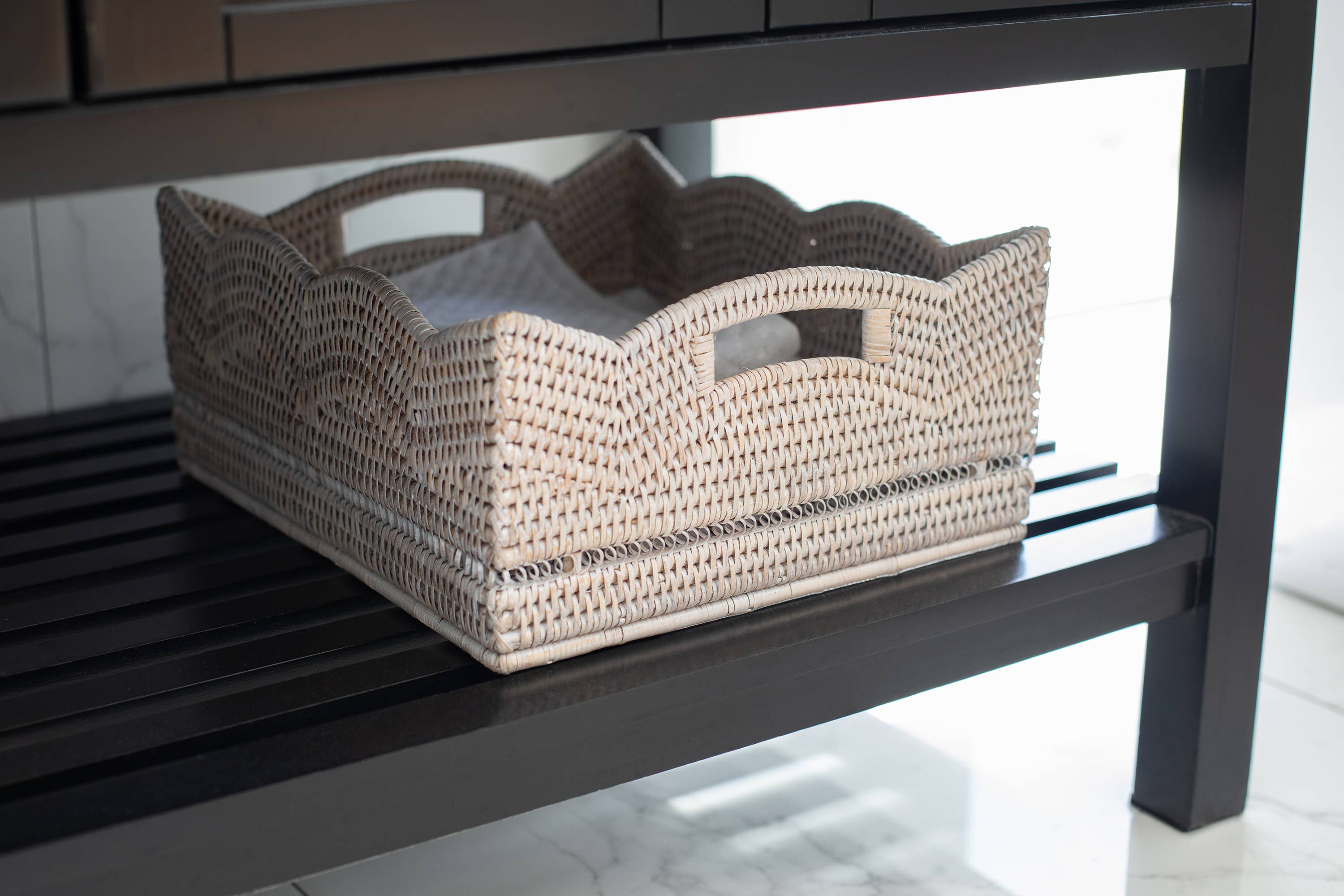 Artifacts Trading Company – Cesta por atacado – Cesto de Armazenamento em Rattan para Prateleira – Design de Escalope11