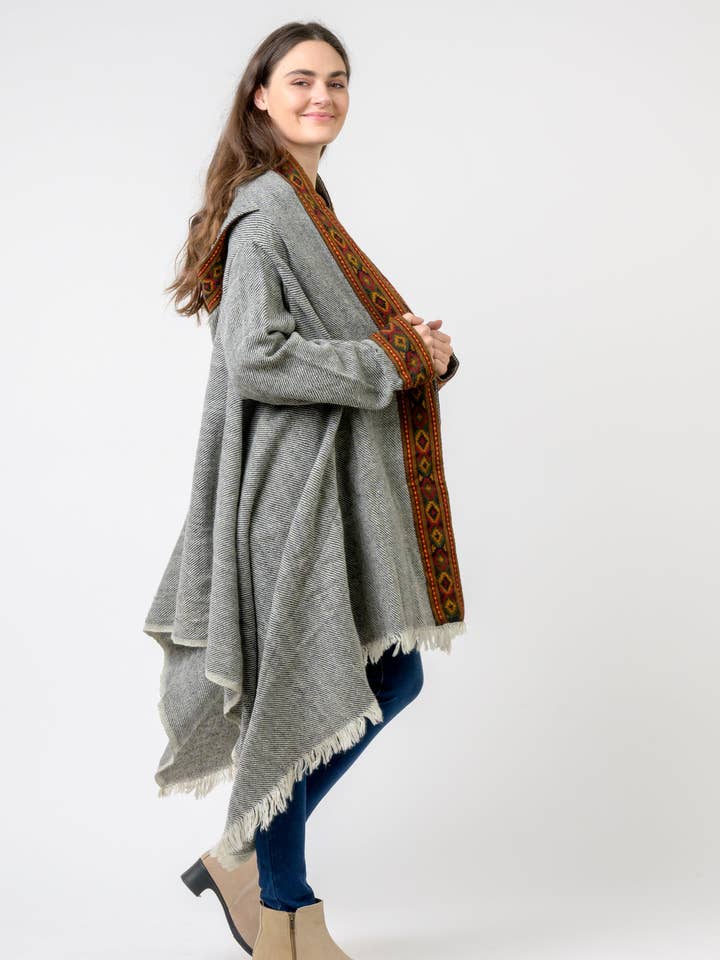 Rhea Kapuzen-Langjacke mit Bordüre für den Großhandel von Rhea