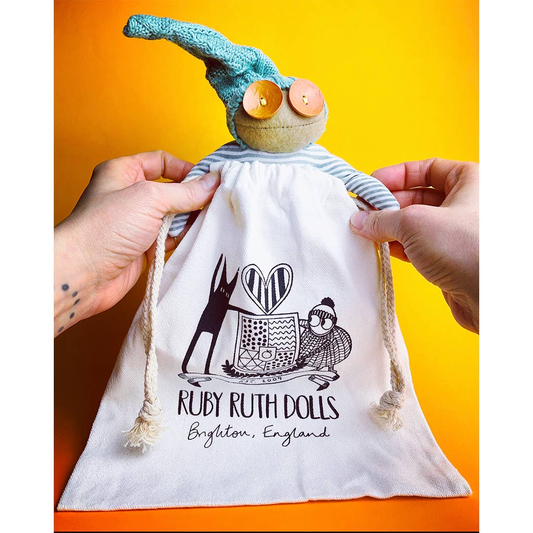 Ruby Ruth Dolls - Wholesale Decorative Tabletop Object - Malcolm, ornamental collectable art doll0