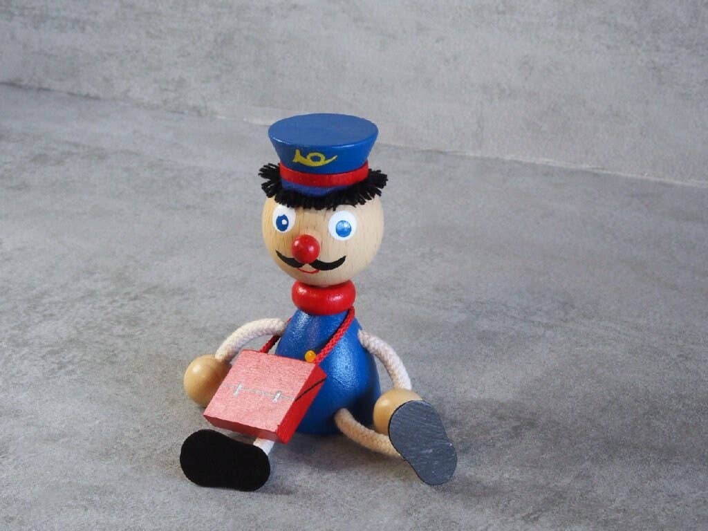 Toywood - Venta al por mayor Juguete de madera - Niños - Juguete de Madera para Sentarse - Cartero - Hecho a Mano y Pintado a Mano