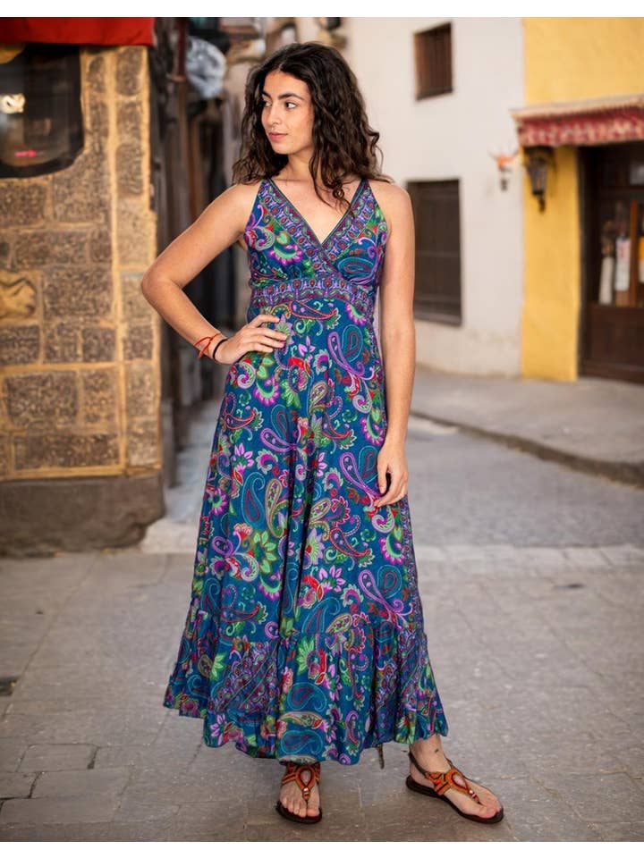 Kimago long blue silk dress with a V-neckline for wholesale on Faire2