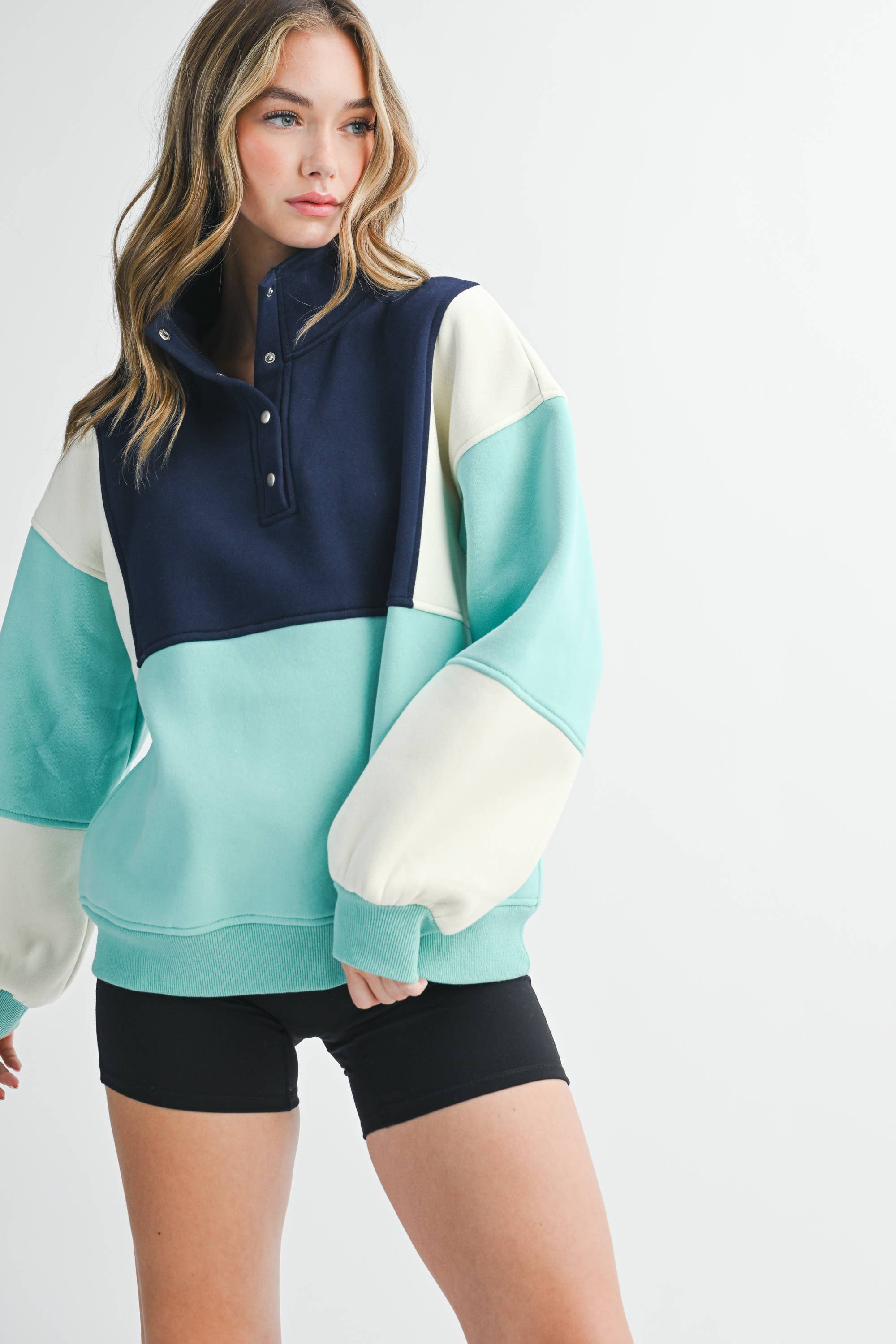 AEMI + CO – wholesale Sweatshirt - Dam – 992EK Glo colorblock-tröja med tryckknappar28