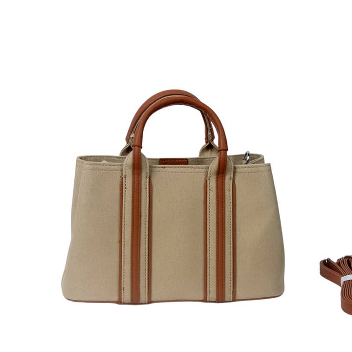 HAND BAG WITH SHOULDER STRAP. NEW SPRING SUMMER COLLECTION for wholesale by MIA LAROUGE