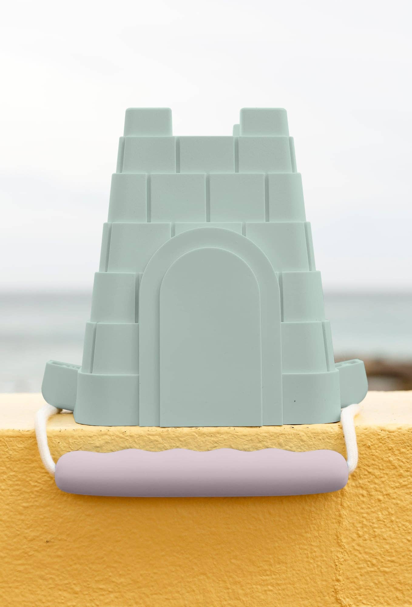 Coast Kids - Venta al por mayor Juguetes de playa/piscina - Niños y bebés - Cubo Clovelly con forma de castillo - nuevo cubo de silicona8