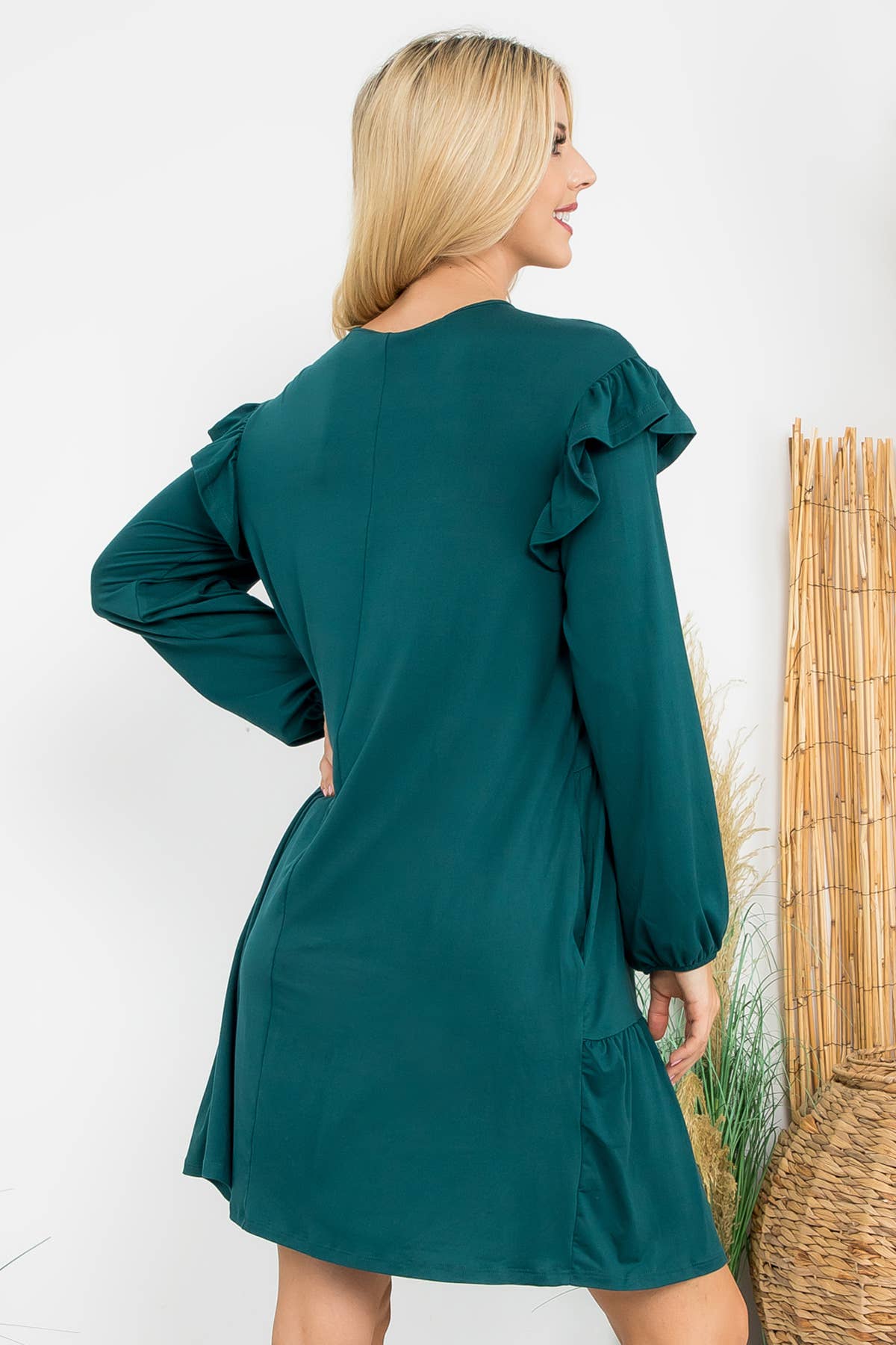 You & Me - Vendita all'ingrosso Vestito - Donna - YMD10024V - ABITO A TINTA UNITA CON DETTAGLIO A VOLANT A MANICHE LUNGHE35