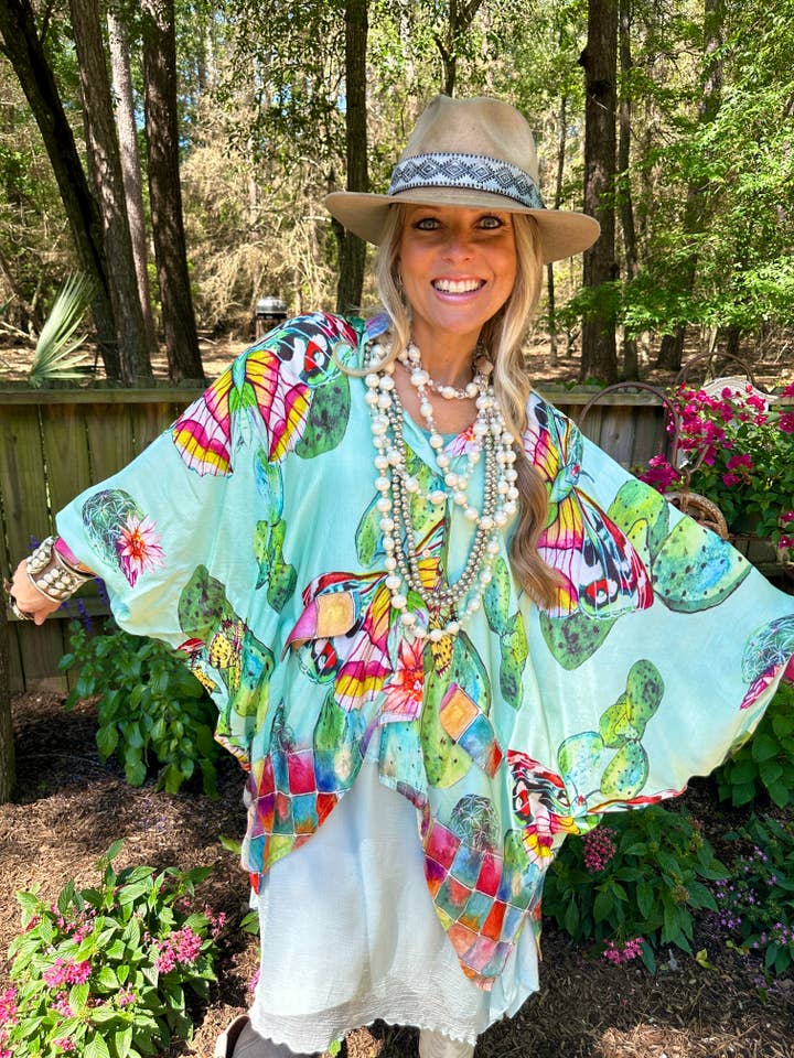 A Rare Bird Shop - Wholesale Kimono - Women's - Cactus Butterfly Satin Kimono
