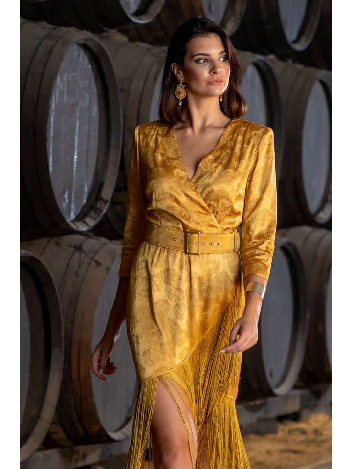 Catavino Mustard Dress Káhyra for wholesale on Faire3