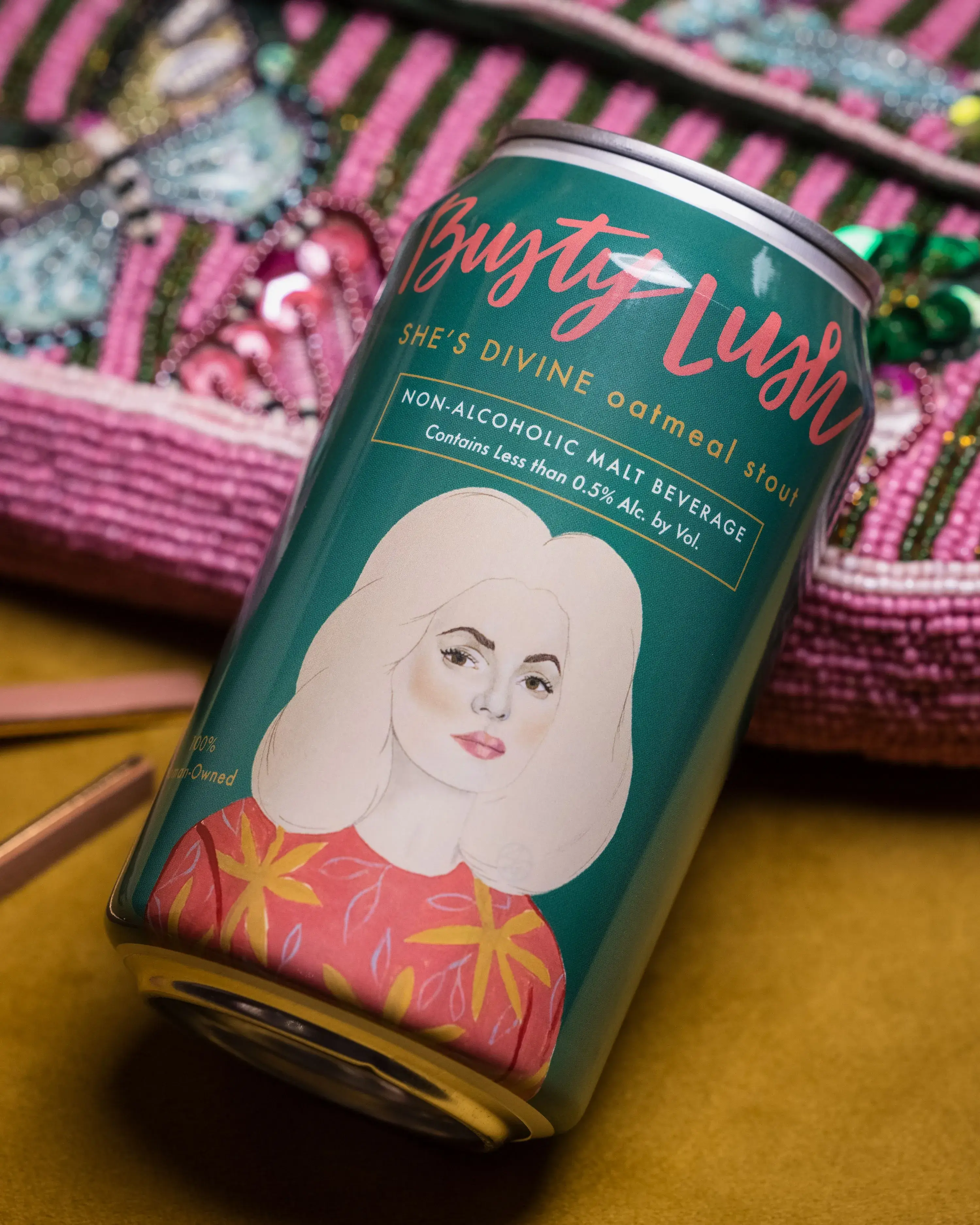 Busty Lush - Wholesale Non-Alcoholic Beer - She's Divine Non-Alcoholic Oatmeal Stout (4pk)3