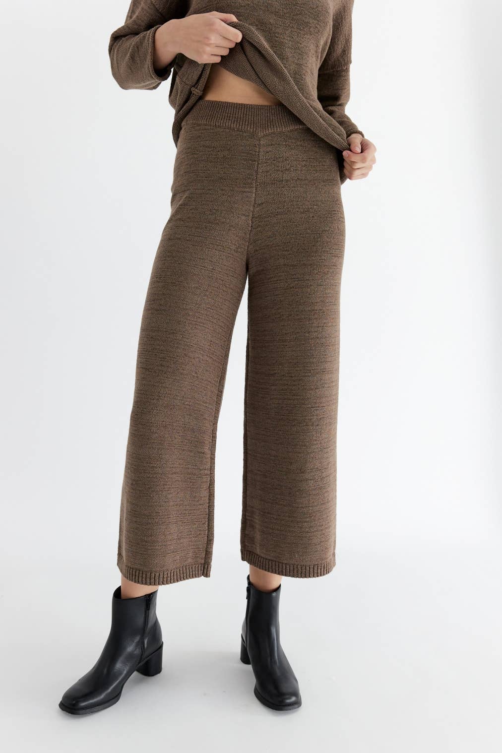 MOD REF - Wholesale Pants - Women's - The Zoe Pants | Knit Culotte Pants21