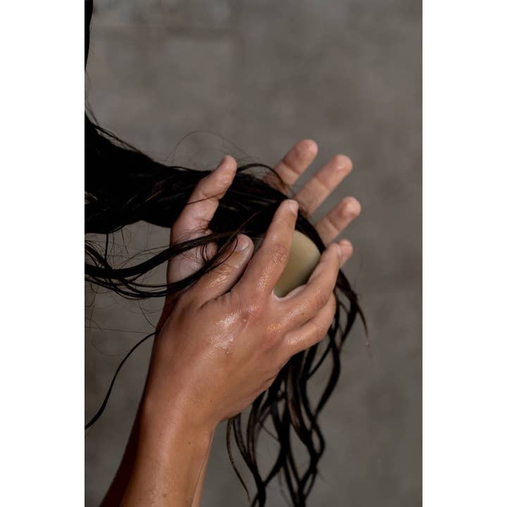 fineaubasicsĀ® - Wholesale Hair Conditioner - Lightweight Pleasant Conditioner Bar2