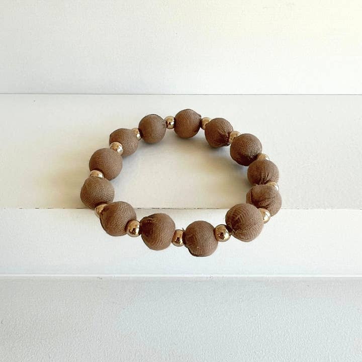 Humble Hilo – Großhandel Perlenarmband – Humble Hilo Sari Schmuck, Textilperlen- und Metallperlenarmband48