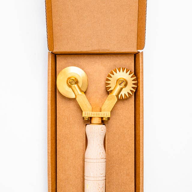 LA GONDOLA - Wholesale Kitchen Tool/Gadget - Double Pasta Cutter wheel , smooth and fluted wheel 10