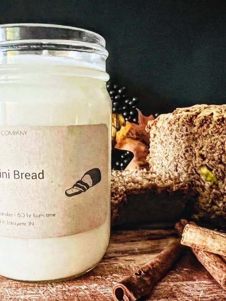 Bougie 12 oz Zucchini Bread pour la vente par Flora Candle Company