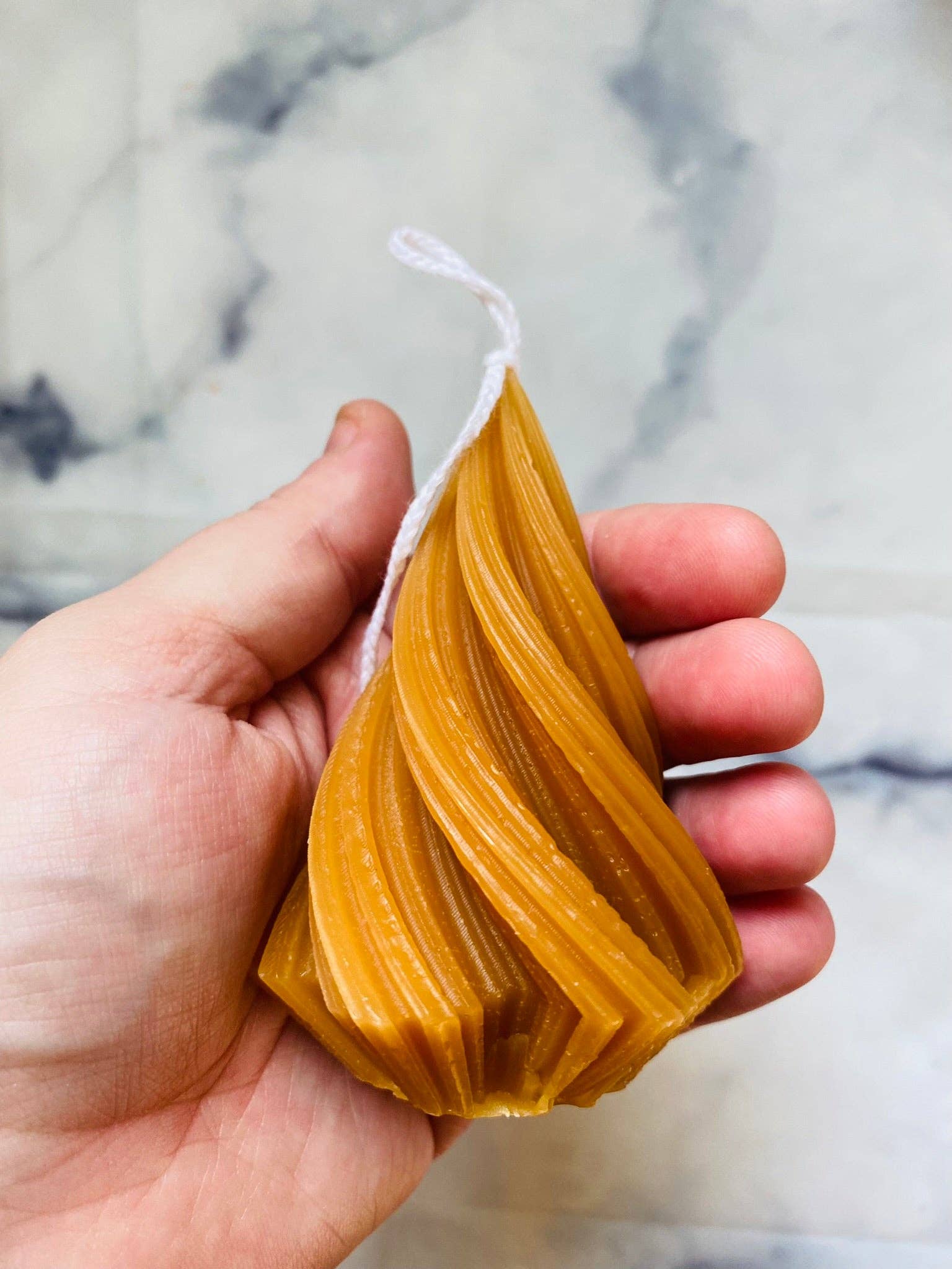 Maple + Love - Wholesale Novelty Candle - Swirl Christmas Tree Beeswax Candle7