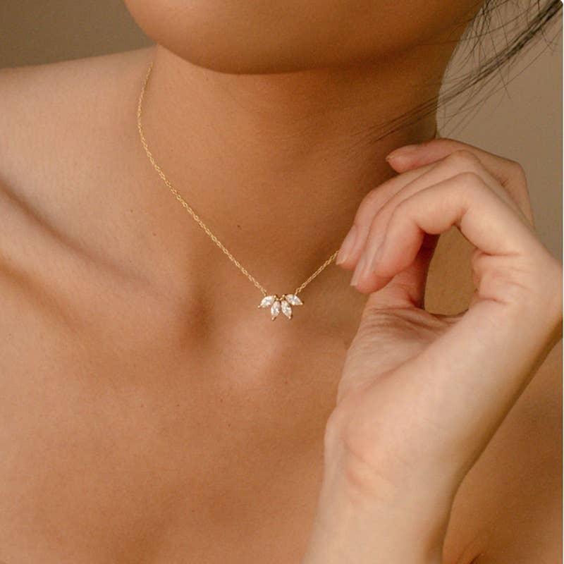Melange Blanc - Wholesale Pendant/Charm Necklace - N024 marquise necklace, flower necklace, pendant necklace7