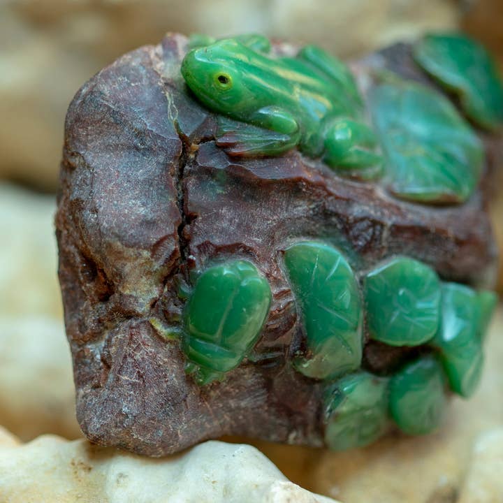Krysopras StatueFrog Figurer I for engroshandel hos Asian Ethnic Art
