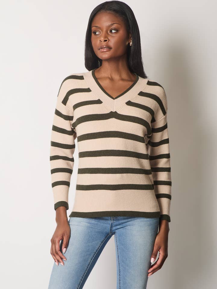 Maglione a righe con scollo a V - Kaki per la vendita all'ingrosso da parte di SOLO