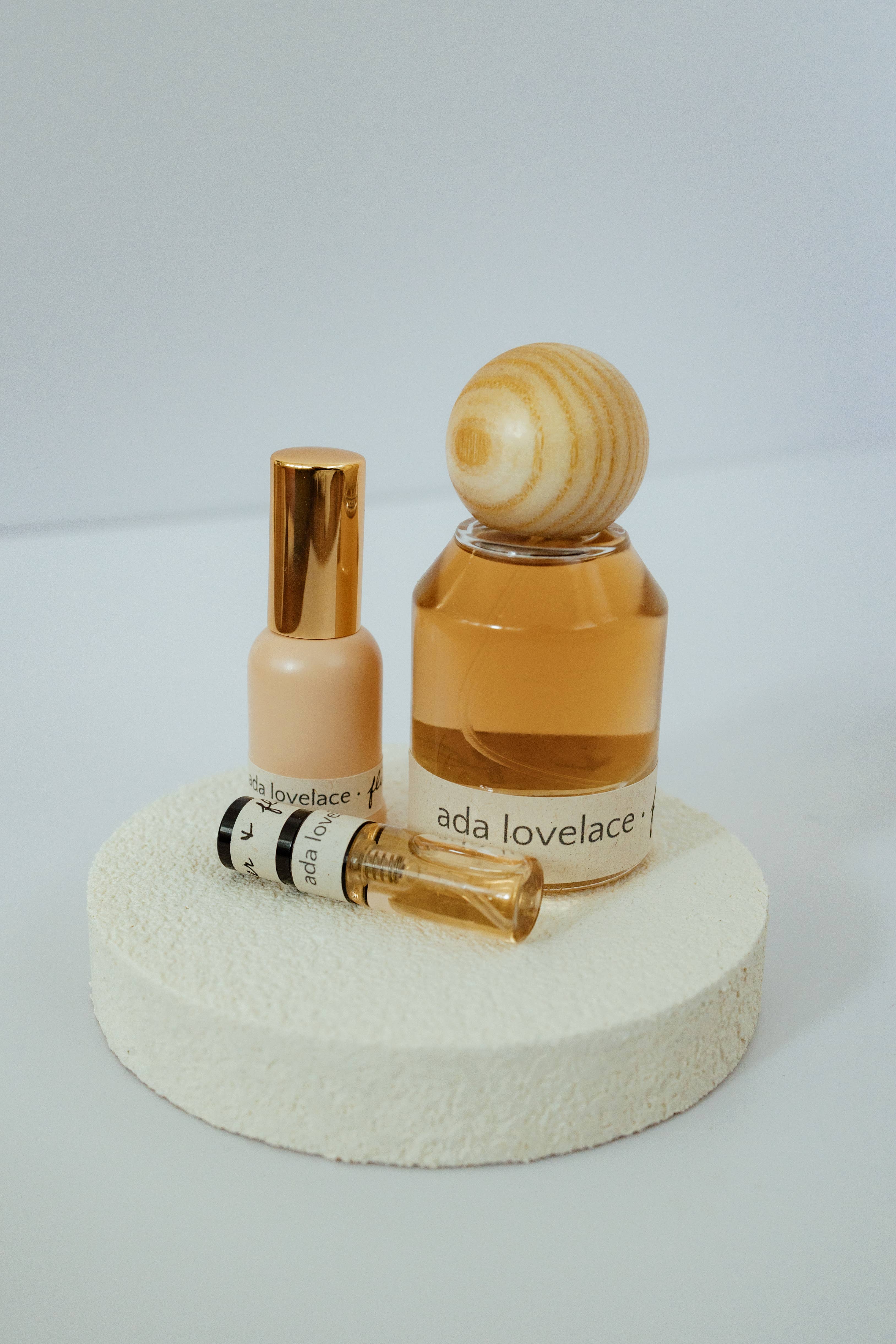 Pretty Simple Things, Co - Wholesale Perfume/Eau de Toilette - Ada Lovelace Eau de Toilette7